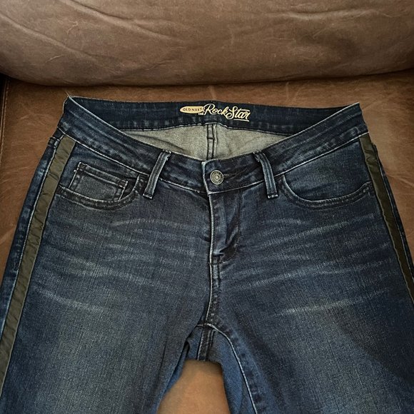 Old Navy Rock Star Jeans with Leather-like Highlight - size 6 - Picture 1 of 6